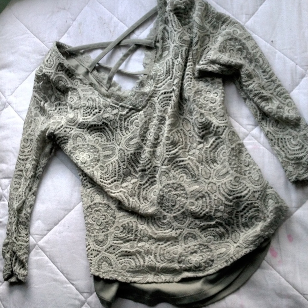 3/4 sleeve lace light green  top